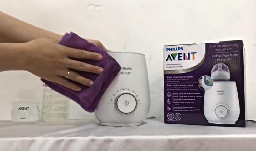 Vệ sinh máy hâm sữa