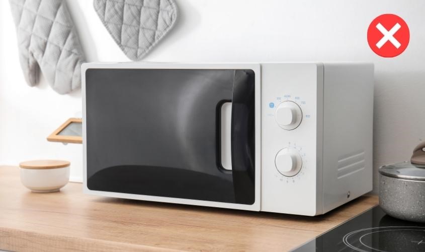 Không đặt máy hâm sữa Philips Avent gần lò vi sóng hay các thiết bị có nhiệt độ cao