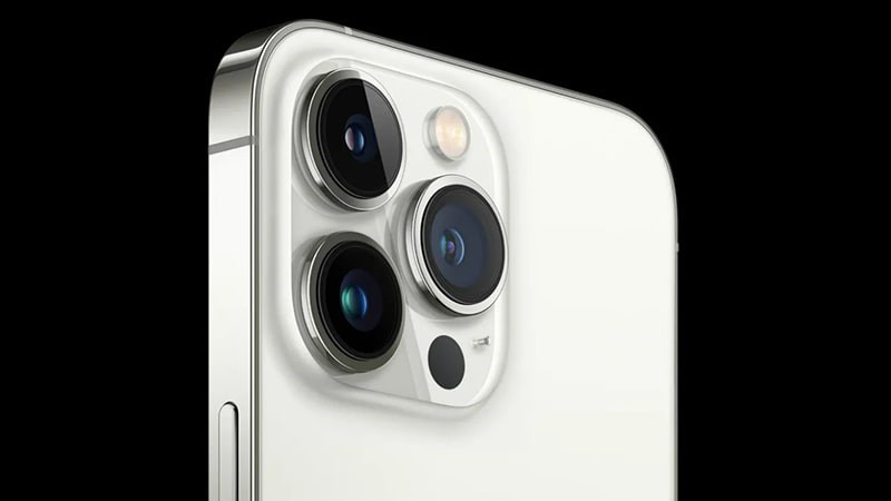 Camera iPhone 13 Pro Max bị trầy xước dẫn tới nhiều hậu quả