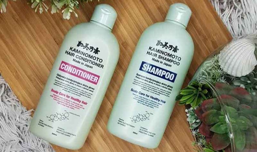 Dầu gội trị ngứa da đầu Kaminomoto Medicated Shampoo