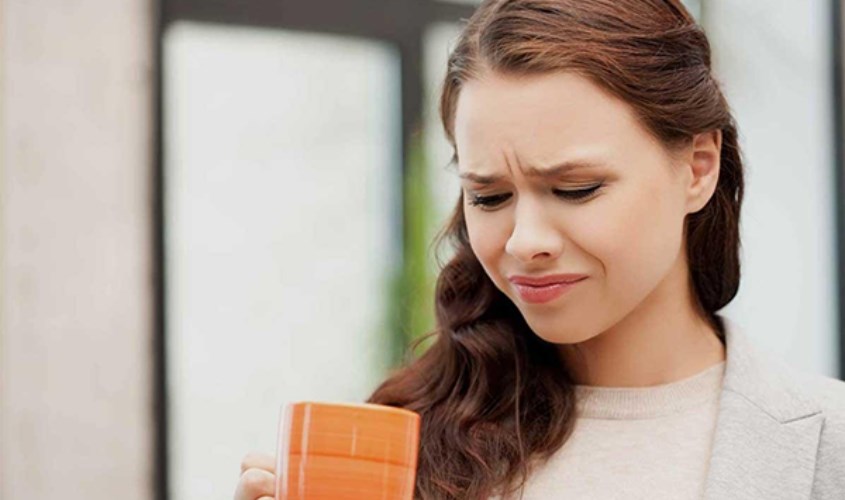 Đắng miệng cũng là một trong những biểu hiện gây khó chịu của loại bệnh này