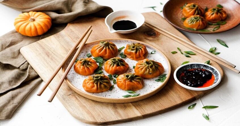 Bánh bao sữa bí đỏ thơm ngon cho bé. Nguồn hình mamamy