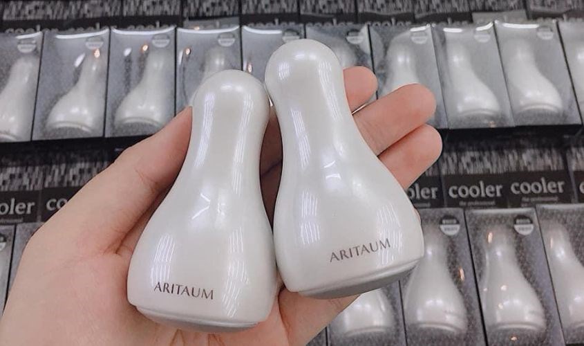 Cây lăn lạnh Aritaum Ice Calming Cooler