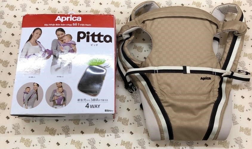 Thiết kế nhỏ gọn cho mẹ gấp gọn và mang đi vô cùng tiện lợi