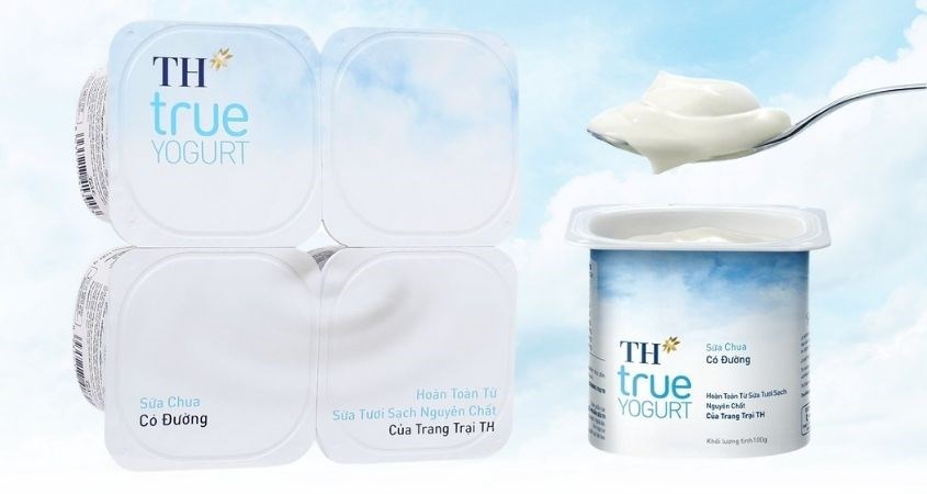 Lốc 4 hộp sữa chua có đường TH true YOGURT 100g ăn còn thừa cần đậy kín bảo quản trong 2 ngày