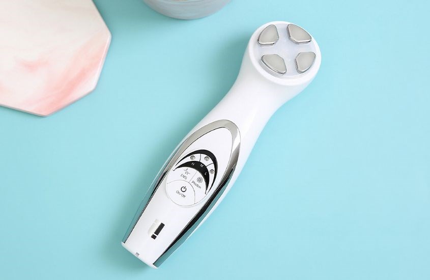 Máy massage mặt phục hồi da Lifetrons EP-100