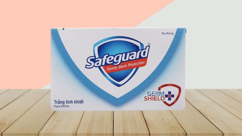 Xà bông cục Safeguard Trắng Tinh Khiết 135g