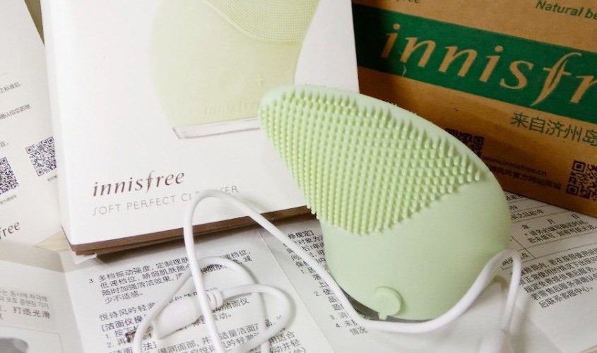 Máy rửa mặt Innisfree