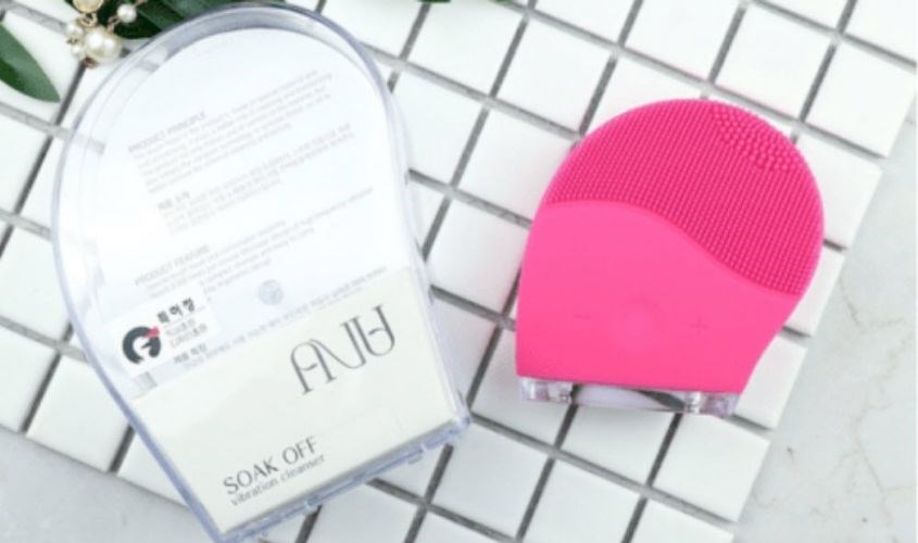 Máy rửa mặt AVU