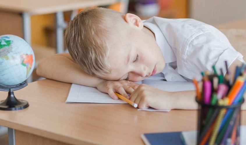 Thiếu Sắt khiến trẻ mất tập trung, rơi vào tình trạng ngủ gật 