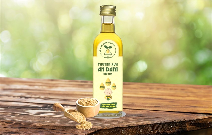 Dầu mè Thuyền Xưa ăn dặm cho bé chai 65 ml