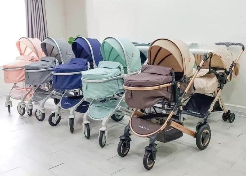 Mỗi chiếc xe đẩy Belecoo có giá thành dao động từ 1.400.000 VNĐ - 1.600.000 VNĐ tùy vào màu sắc, kích thước