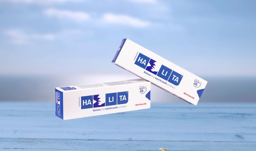 Kem đánh răng Halita