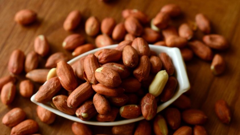 Bà bầu ăn lạc được không