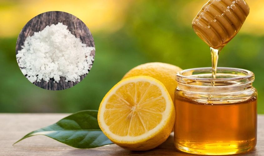 Sự kết hợp của mật ong và muối sẽ sát khuẩn cho da, đẩy nhanh mụn