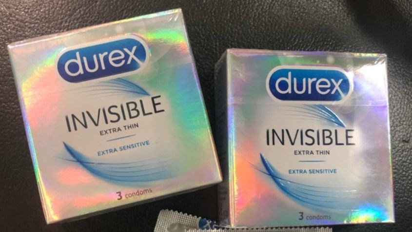 Hộp 3 cái bao cao su Durex Invisible 52 mm