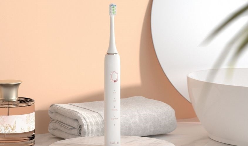Giá thành của bàn chải điện Halio tương đối cao