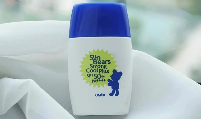 Kem chống nắng bảo vệ và dịu mát da Omi SPF 50+ PA++++ 30g