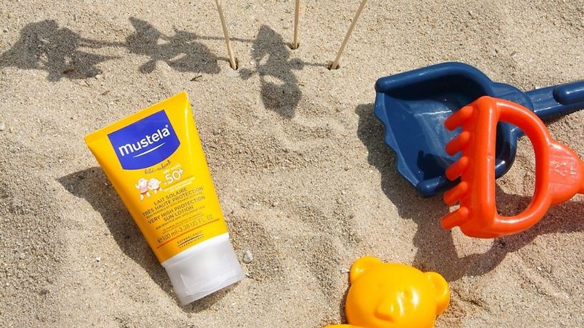 Kem chống nắng Mustela