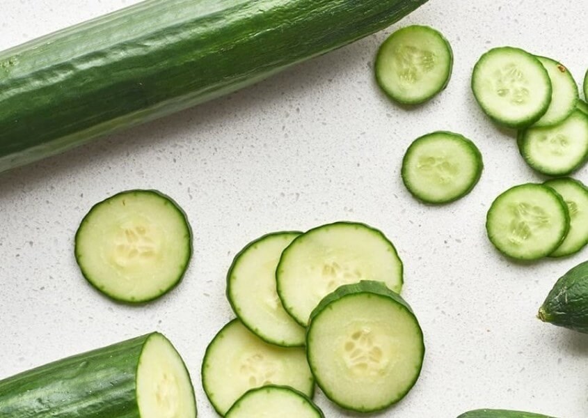 Trị thâm nách sau sinh bằng dưa chuột Trị thâm nách sau sinh bằng dưa chuột