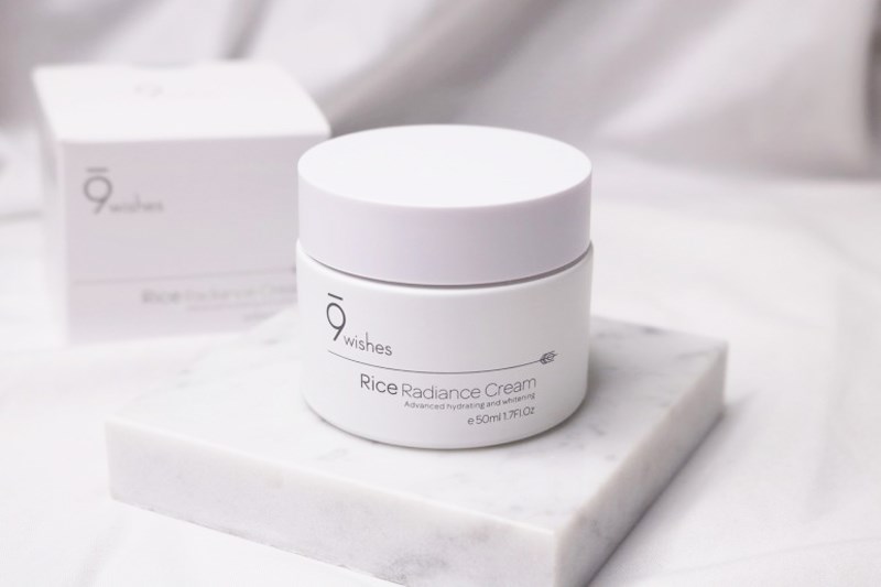 Kem dưỡng ẩm và làm sáng da chiết xuất Gạo 9 Wishes Rice Radiance 50 ml