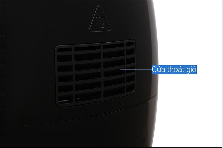 Cần vệ sinh kỹ cửa thoát gió của nồi chiên không dầu Mobell để đảm bảo hiệu quả hoạt động cho nồi