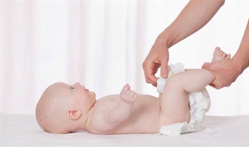 Không nên đóng bỉm khi bị lở loét, mụn mủ, da ửng đỏ.