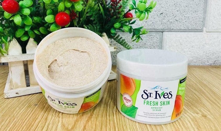 Kem tẩy tế bào chết body ST.IVES Fresh Skin Apricot Scrub 283g