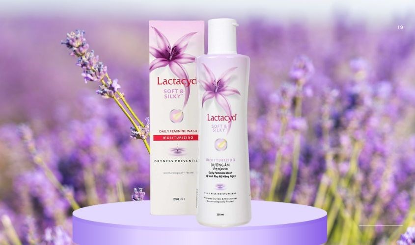 Dung dịch vệ sinh phụ nữ Lactacyd Soft & Silky hương dịu nhẹ 250 ml Dung dịch vệ sinh phụ nữ Lactacyd Soft & Silky hương dịu nhẹ 250 ml