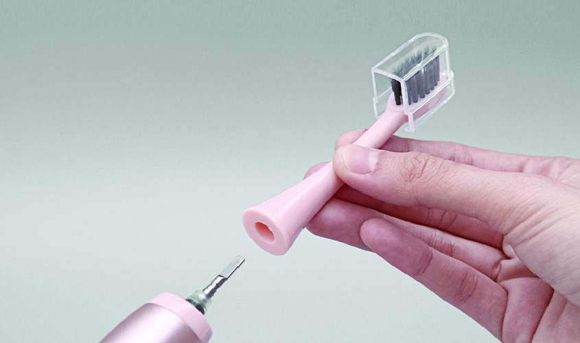 Bạn nên cân nhắc nhu cầu và chi phí để lựa chọn loại bàn chải phù hợp