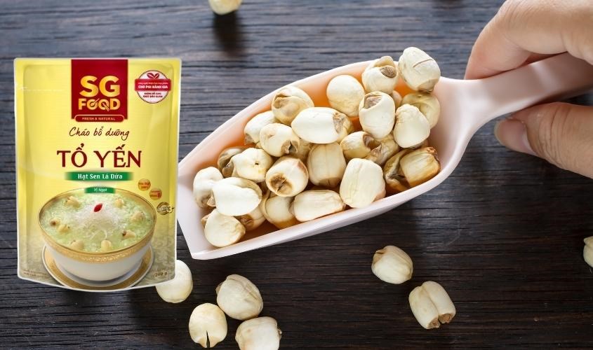 Cháo bổ dưỡng SG Food vị tổ yến, hạt sen và lá dứa gói 240g tăng cường sức khỏe