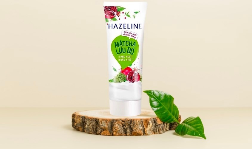 Sữa rửa mặt Hazeline matcha lựu đỏ