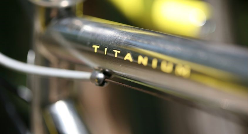 Titanium dioxide ứng dụng trong linh kiện điện tử