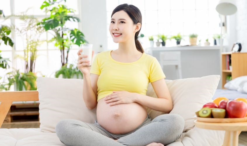 Mẹ bầu cần duy trì 200 mg/ngày DHA trong ba tháng cuối thai kỳ