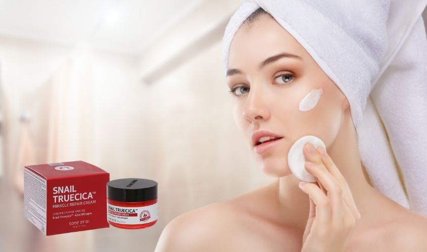 Kem dưỡng phục hồi da mờ thâm sẹo chiết xuất Ốc Sên Some By Mi Truecica Miracle Repair 60g