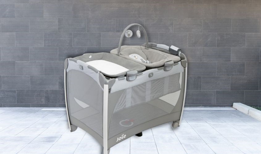 Giá bán của giường cũi Joie