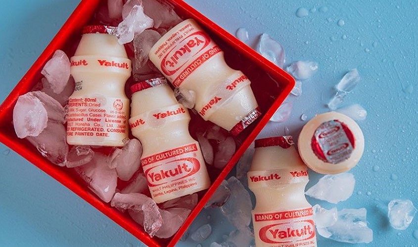 Người có bệnh tiểu nên cân nhắc khi uống Yakult