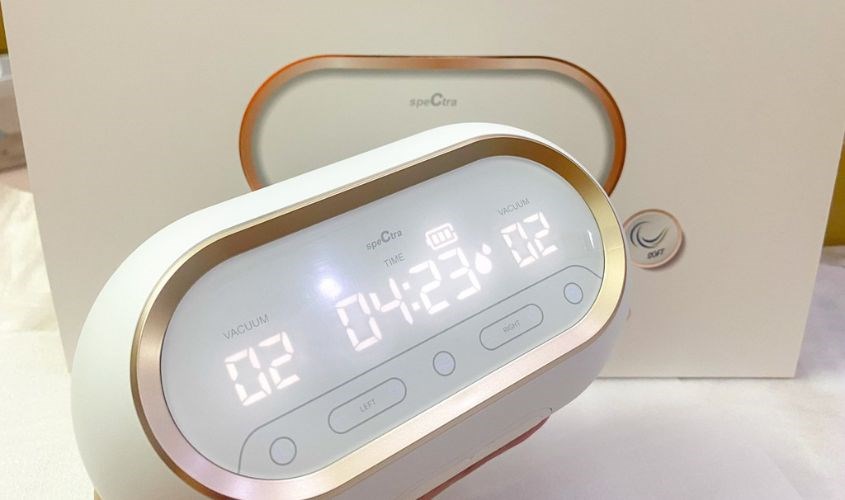 Bảng điều khiển thông minh của máy hút sữa Spectra Dual Compact