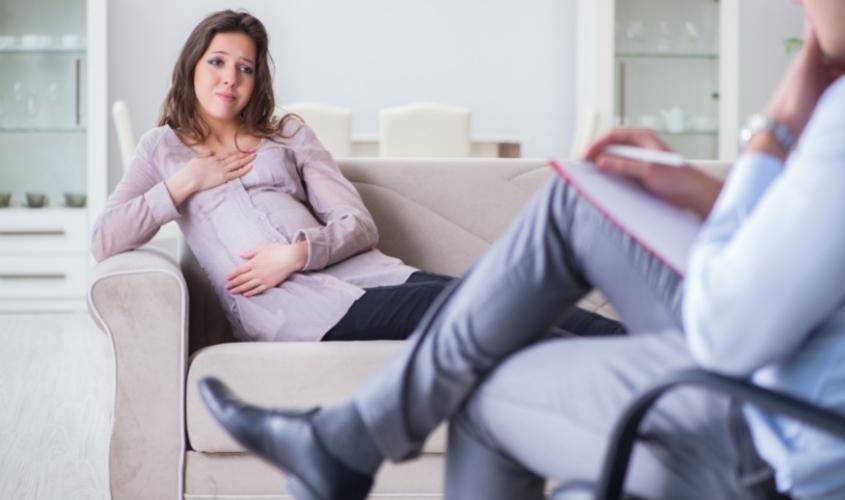 Rối loạn tâm lý sau sinh gây rụng tóc