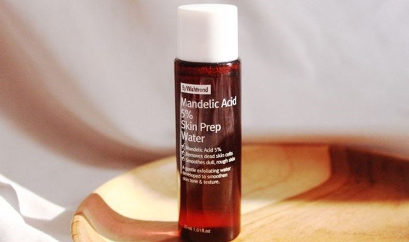 Dung dịch tẩy tế bào chết da mặt By Wishtrend Mandelic Acid 5% Skin Prep Water 120 ml