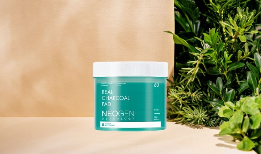 Tẩy da chết Neogen Dermalogy Real Charcoal Pad