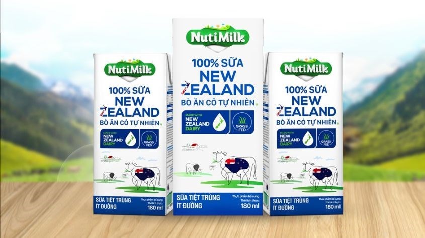 Lốc 4 hộp sữa tươi Nutimilk New Zealand ít đường 180 ml