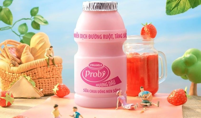 Lốc 5 chai sữa chua uống men sống Vinamilk Probi vị dâu 65 ml