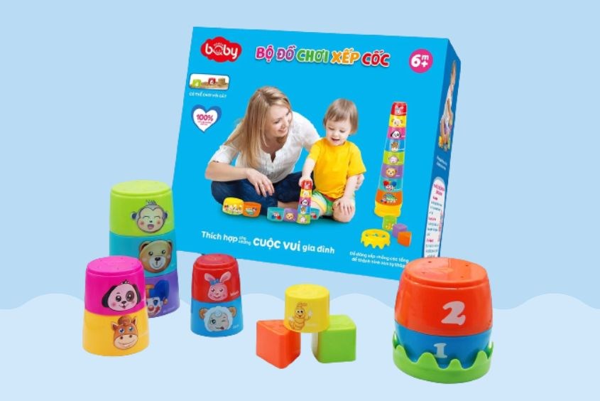 Đồ chơi xếp cốc Duka là đồ chơi cho trẻ 6 tháng tuổi giúp rèn sự khéo léo