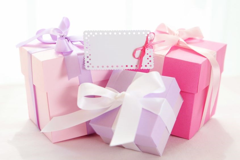 Quà thôi nôi cho bé gái