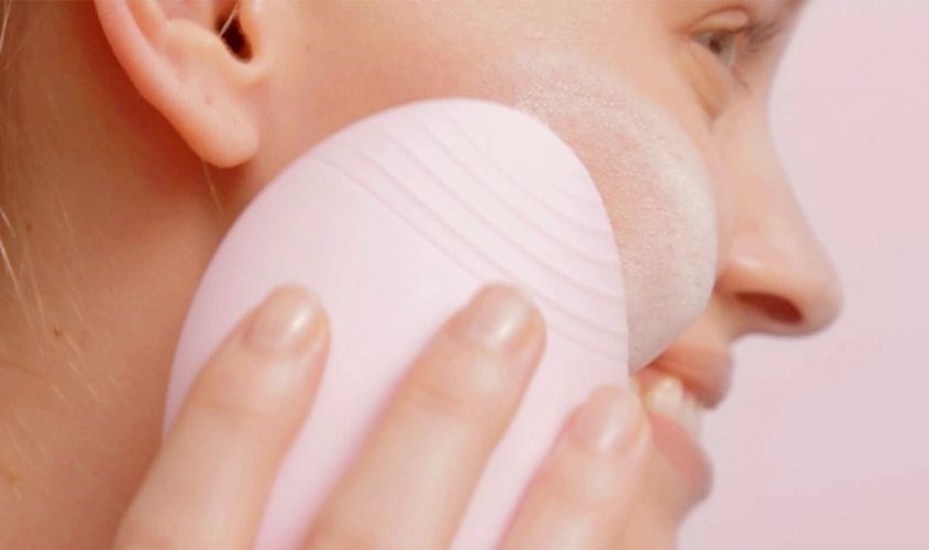 Máy rửa là thiết bị chăm sóc da vô cùng cần thiết hiện nay