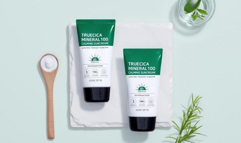 Kem chống nắng làm dịu và dưỡng sáng Some By Mi Truecica Mineral Calming SPF 50+ PA++++ 50 ml Kem chống nắng làm dịu và dưỡng sáng Some By Mi Truecica Mineral Calming SPF 50+ PA++++ 50 ml