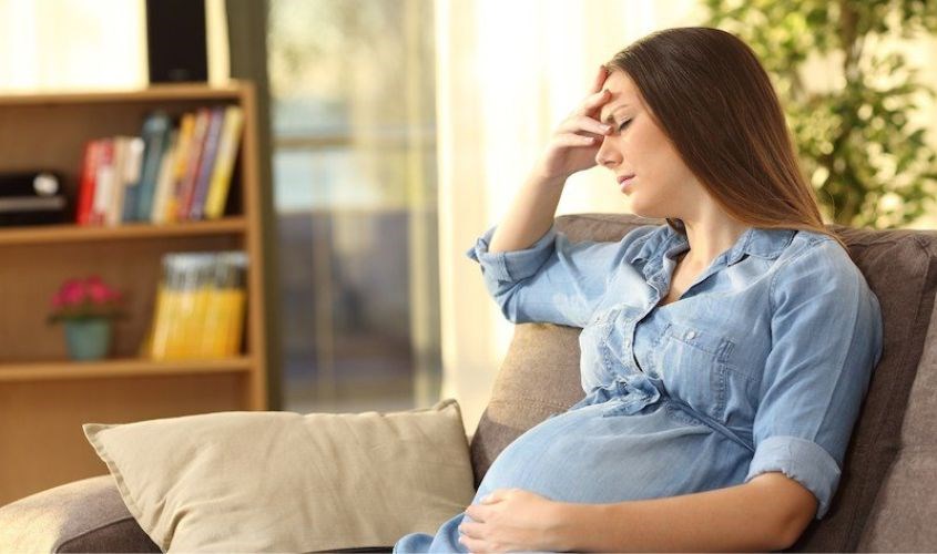 Chướng bụng, đầy hơi, chán ăn, ăn không tiêu các nguyên nhân khiến mẹ bầu mất ngủ