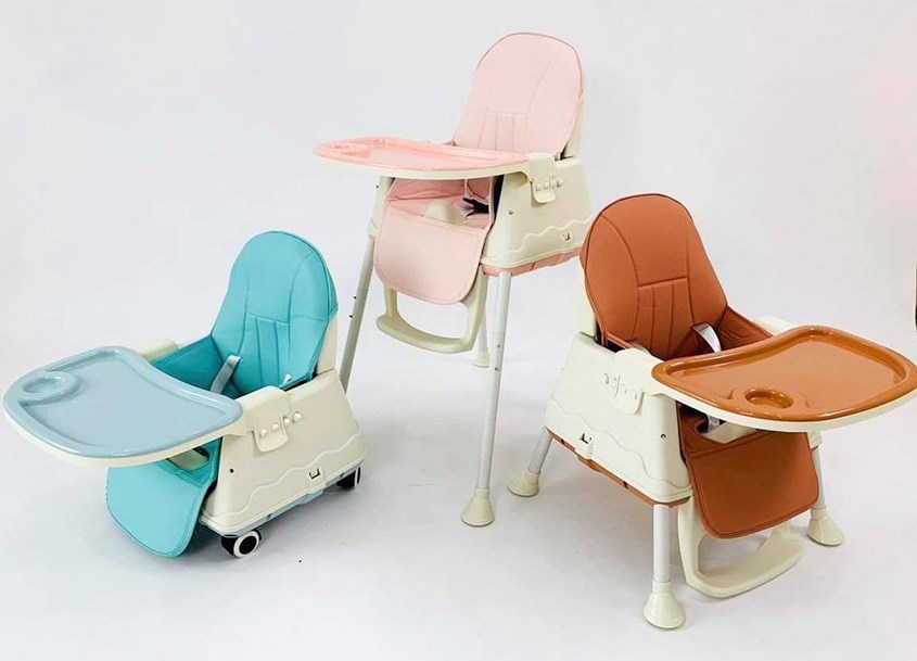 Sản phẩm có 3 mức điều chỉnh độ cao gồm dạng ghế bệt, ghế chân cao và ghế chân thấp