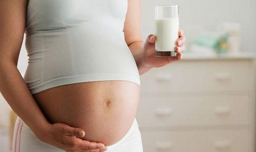 Sữa tươi A2 giúp mẹ bầu nạp các vitamin, dưỡng chất và khoáng chất quan trọng để đảm bảo một kỳ khỏe mạnh. Sữa tươi A2 giúp mẹ bầu nạp các vitamin, dưỡng chất và khoáng chất quan trọng